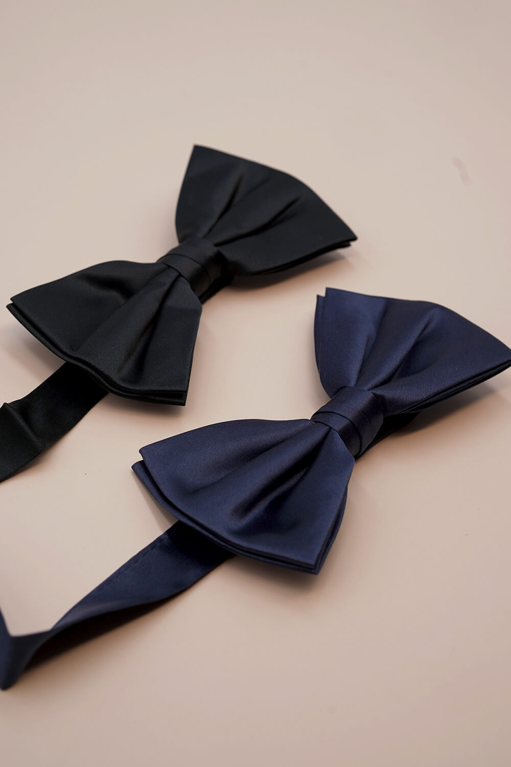 Pre-tied Silk Bow Tie - Black - BASK™
