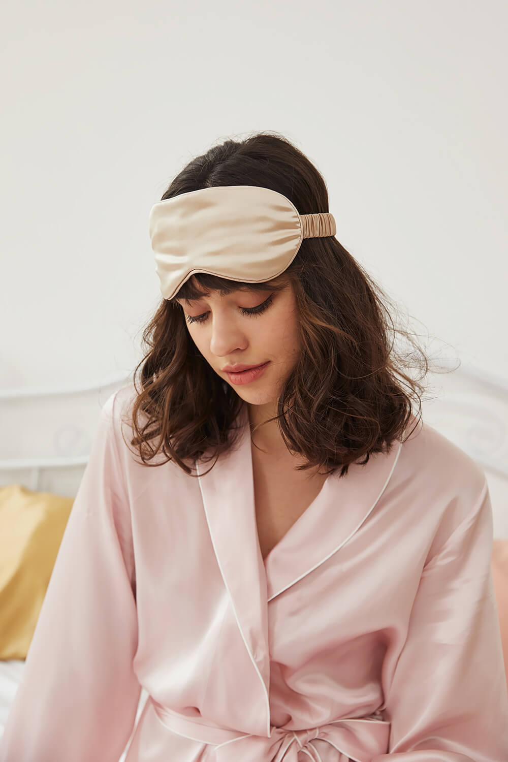 Silk Sleep Mask - Champagne - BASK™