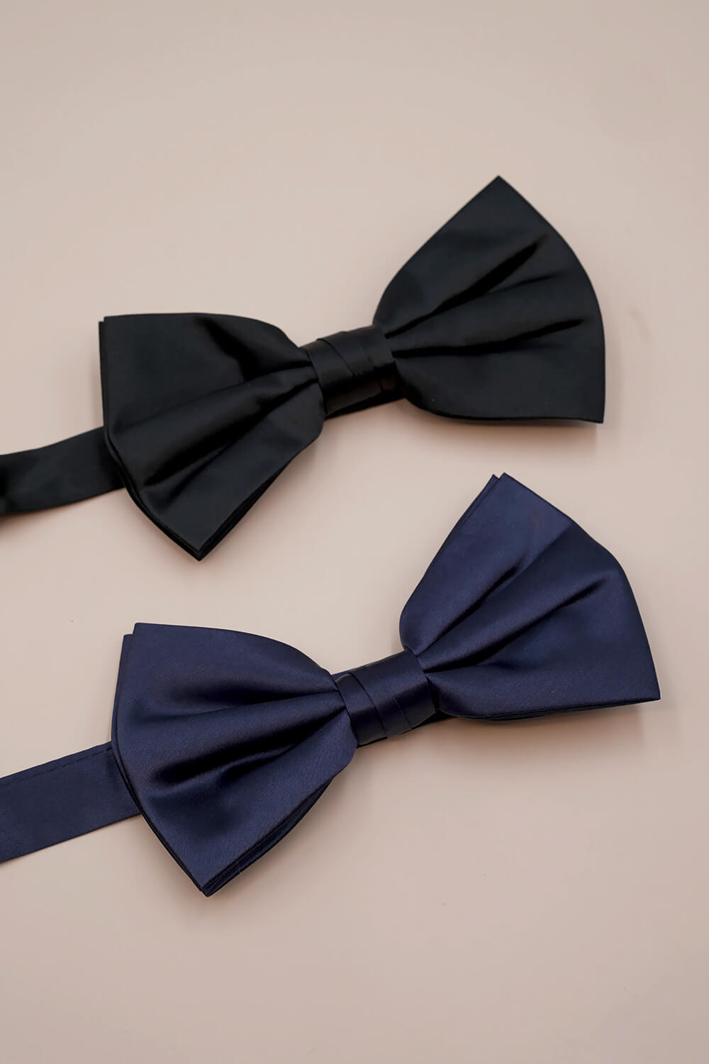 Pre-tied Silk Bow Tie - Black - BASK™