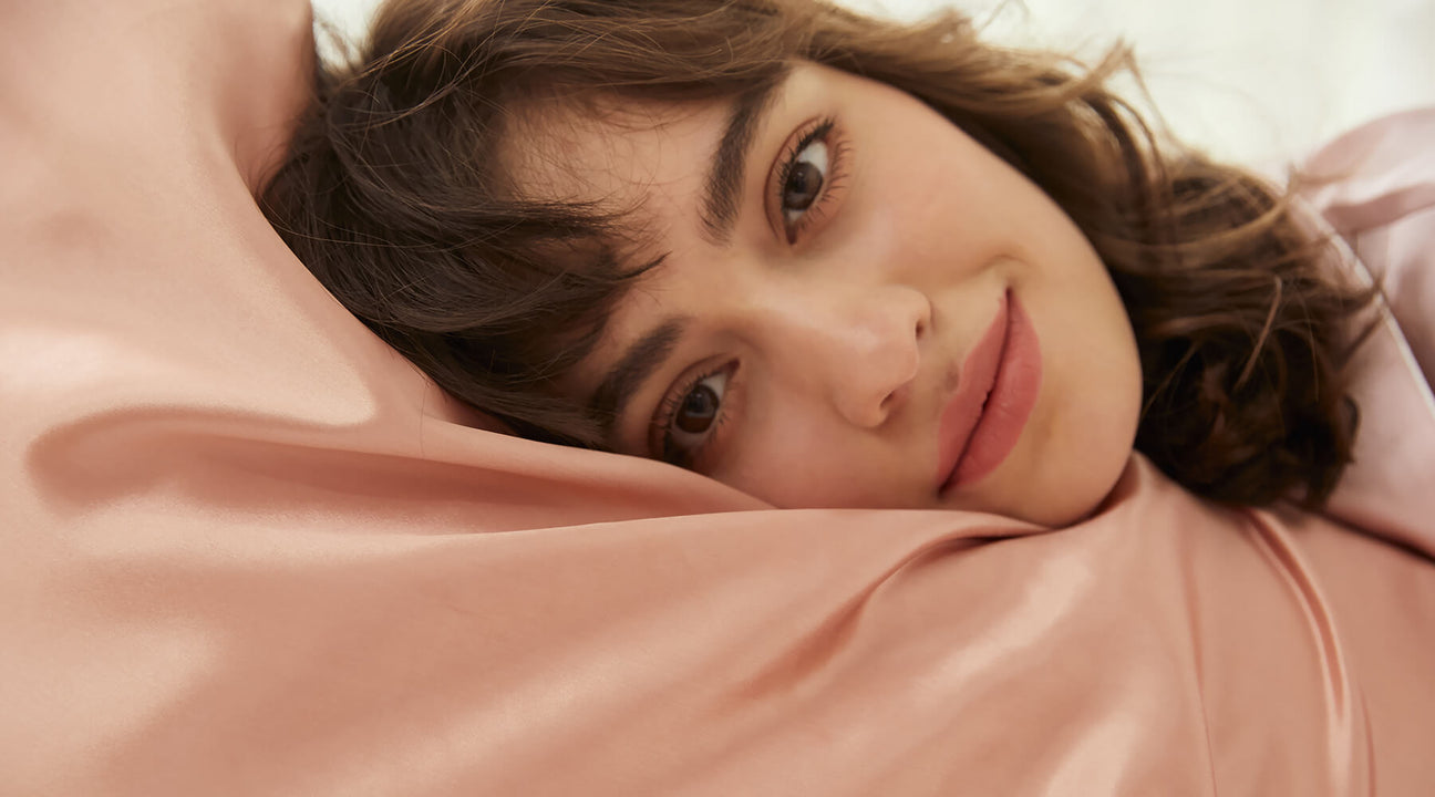 Why use silk pillowcase? Does silk pillowcase really work? BASK™