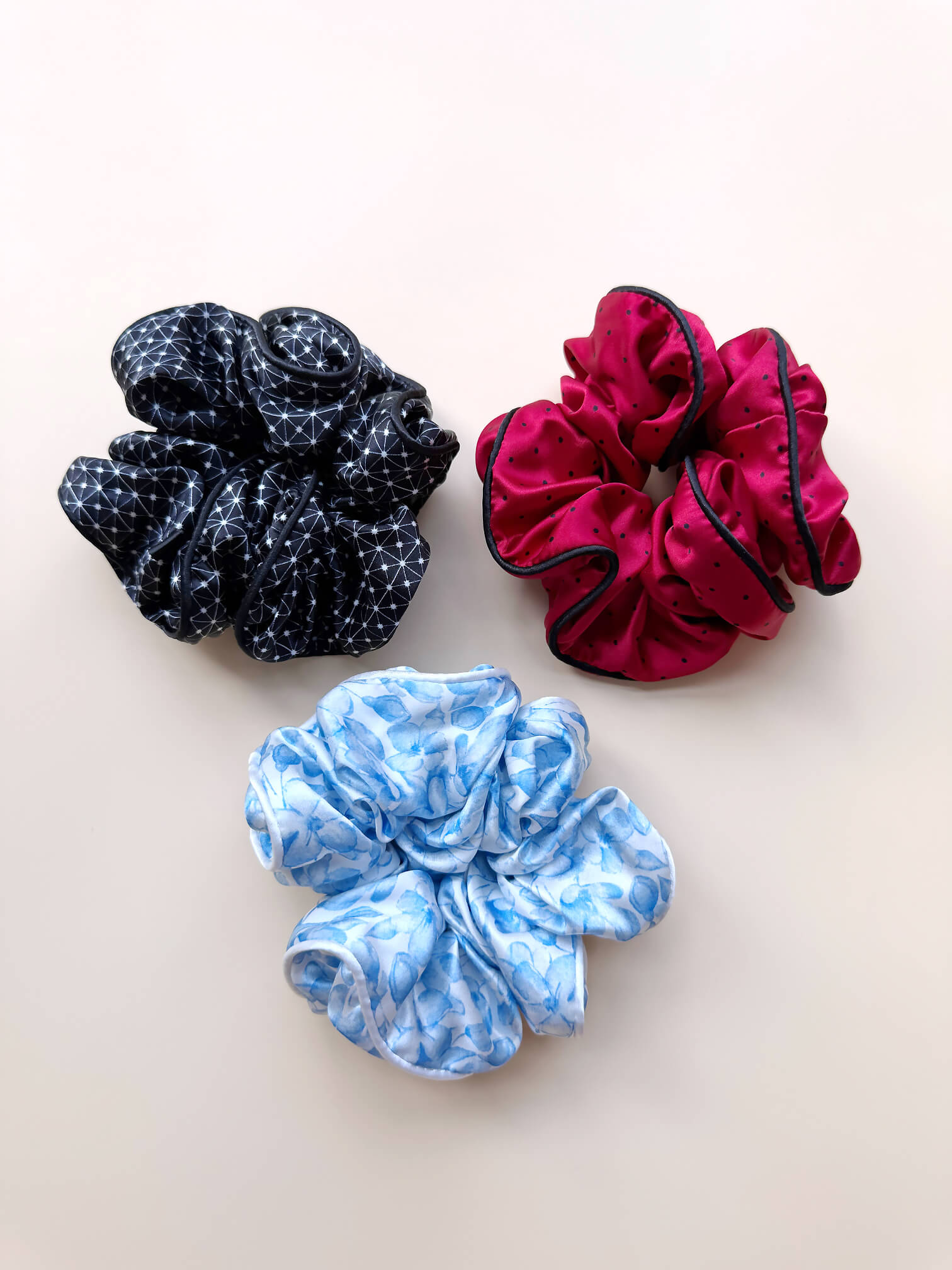 XXL Silk Scrunchies with trimming Pack of 3