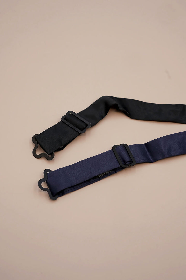 Pre-tied Silk Bow Tie - Black - BASK ™