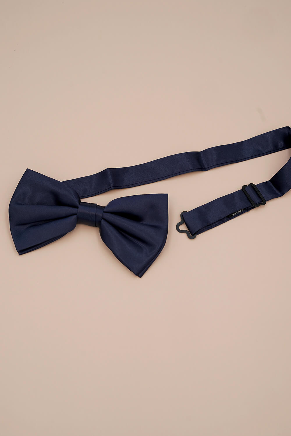 Pre-tied Silk Bow Tie - Navy - BASK ™