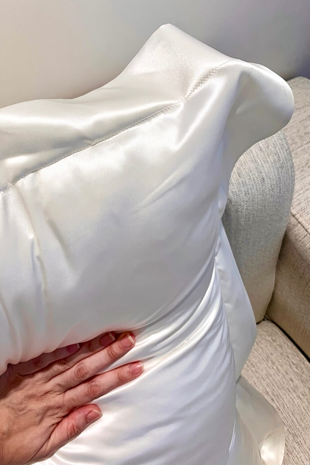 Oxford Silk Pillowcase - Pearl White - BASK™